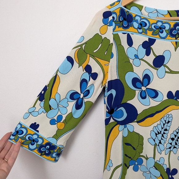 Vintage Blue Yellow Green Retro Floral Print Half Sleeve Boatneck Mini Dress - Picture 2 of 3